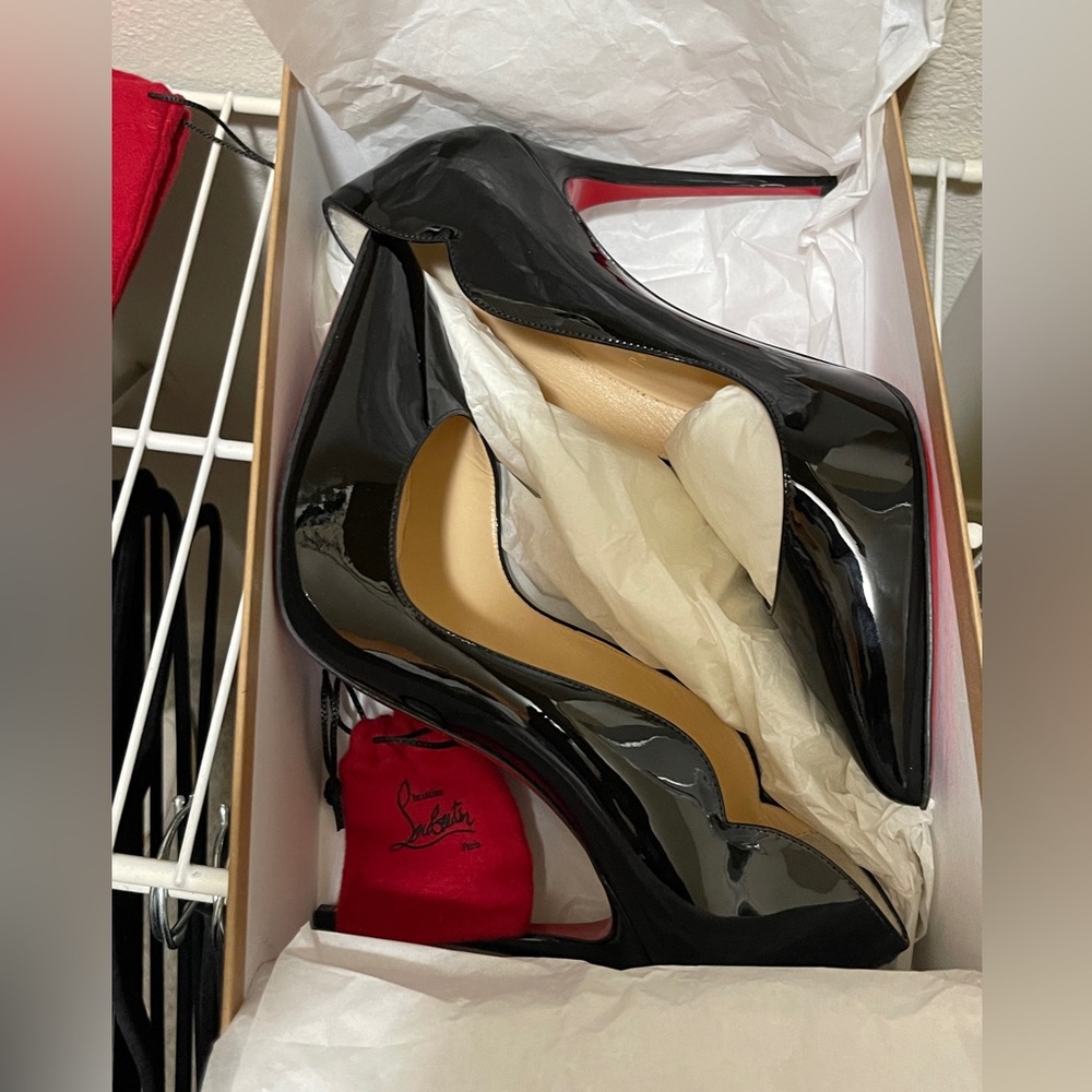 Christian Louboutin Hot Chick 100 Patent Black